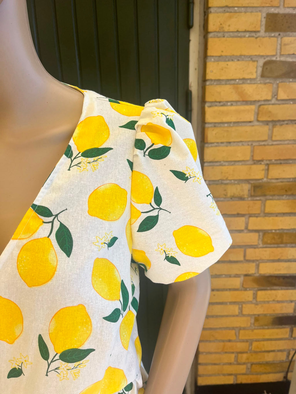 Wrap Dress - Lemon print