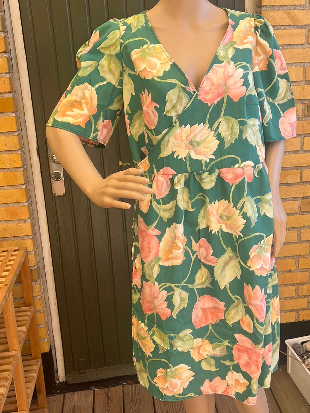 Wrap Dress - Green Flowers
