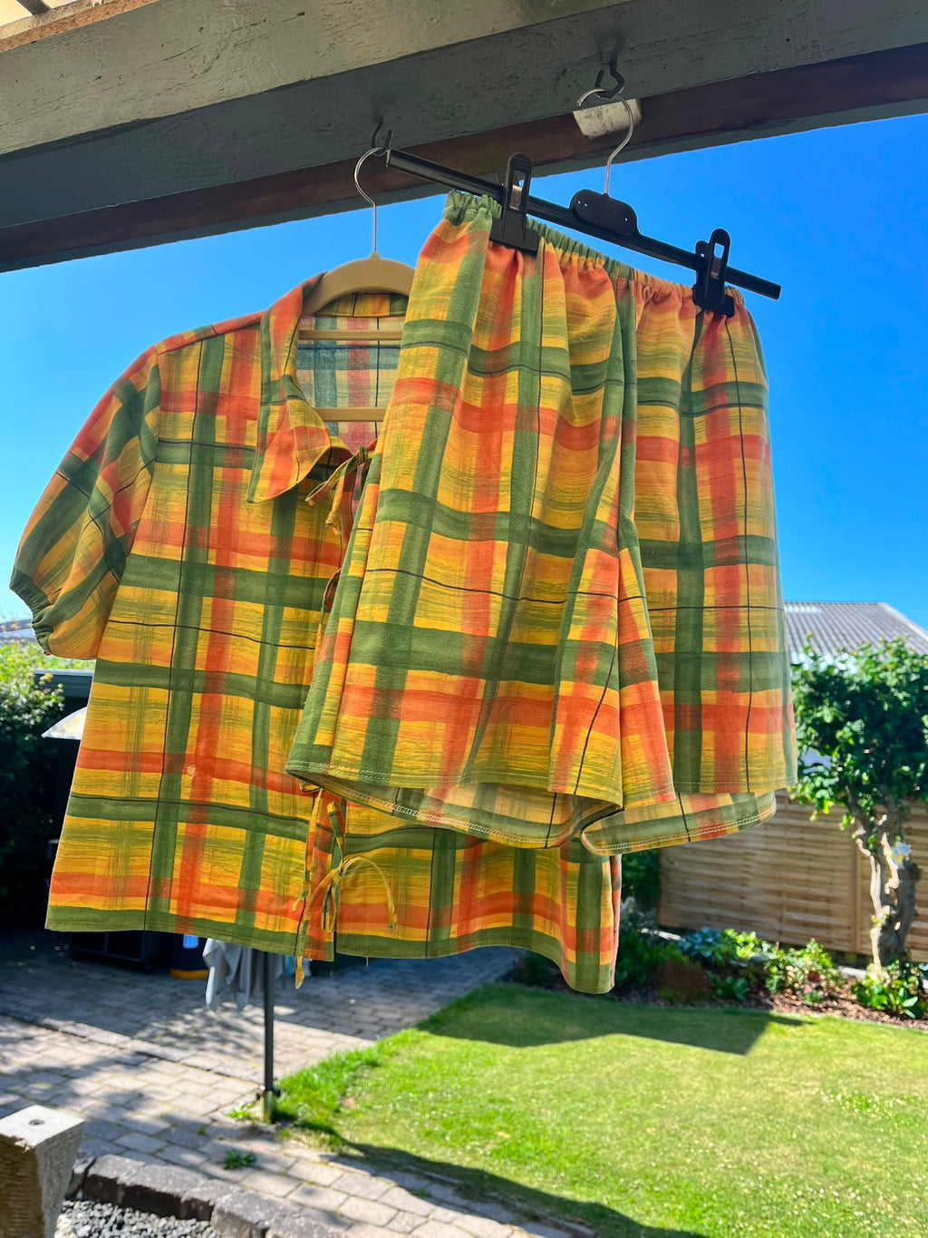Matching Set - Checked Tablecloth